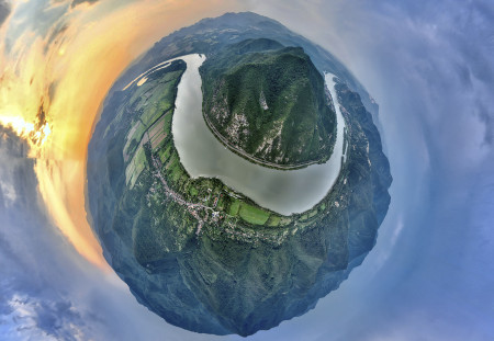 Horváth Zsolt - A Duna mosolya