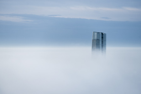 Kiss Andrea - Irodák a felhők felett