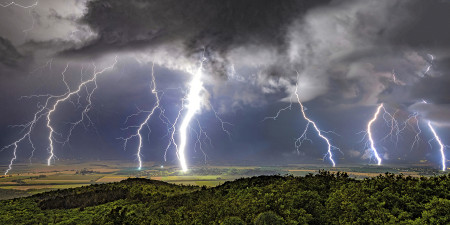 Makovics Kornél - Hihetetlen energiák
