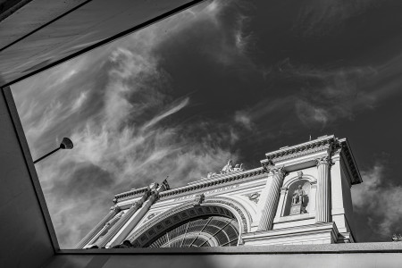 Mayer Mária - A Keleti felett az ég