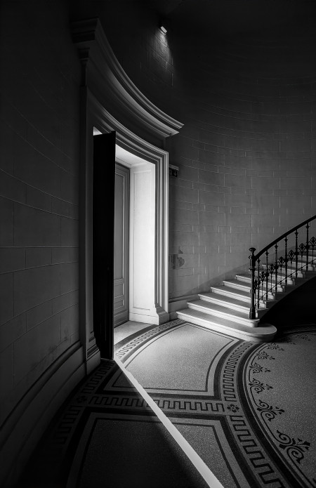 Roll Péter - Belépő fénysugár