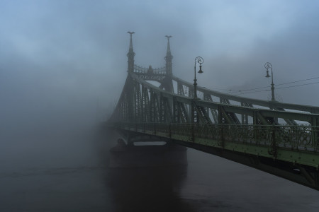 Sasvári Zsolt - Budapesti szürreál