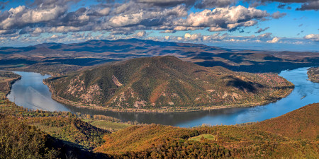 Szabó Zoltán - Kanyargó Duna